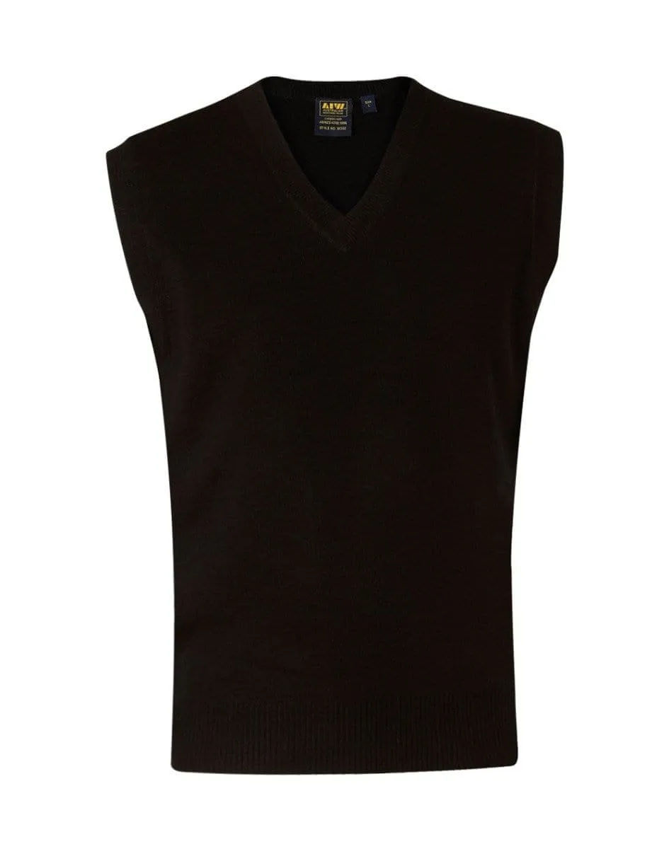 BENCHMARK Men's V-Neck Knit vest WJ02