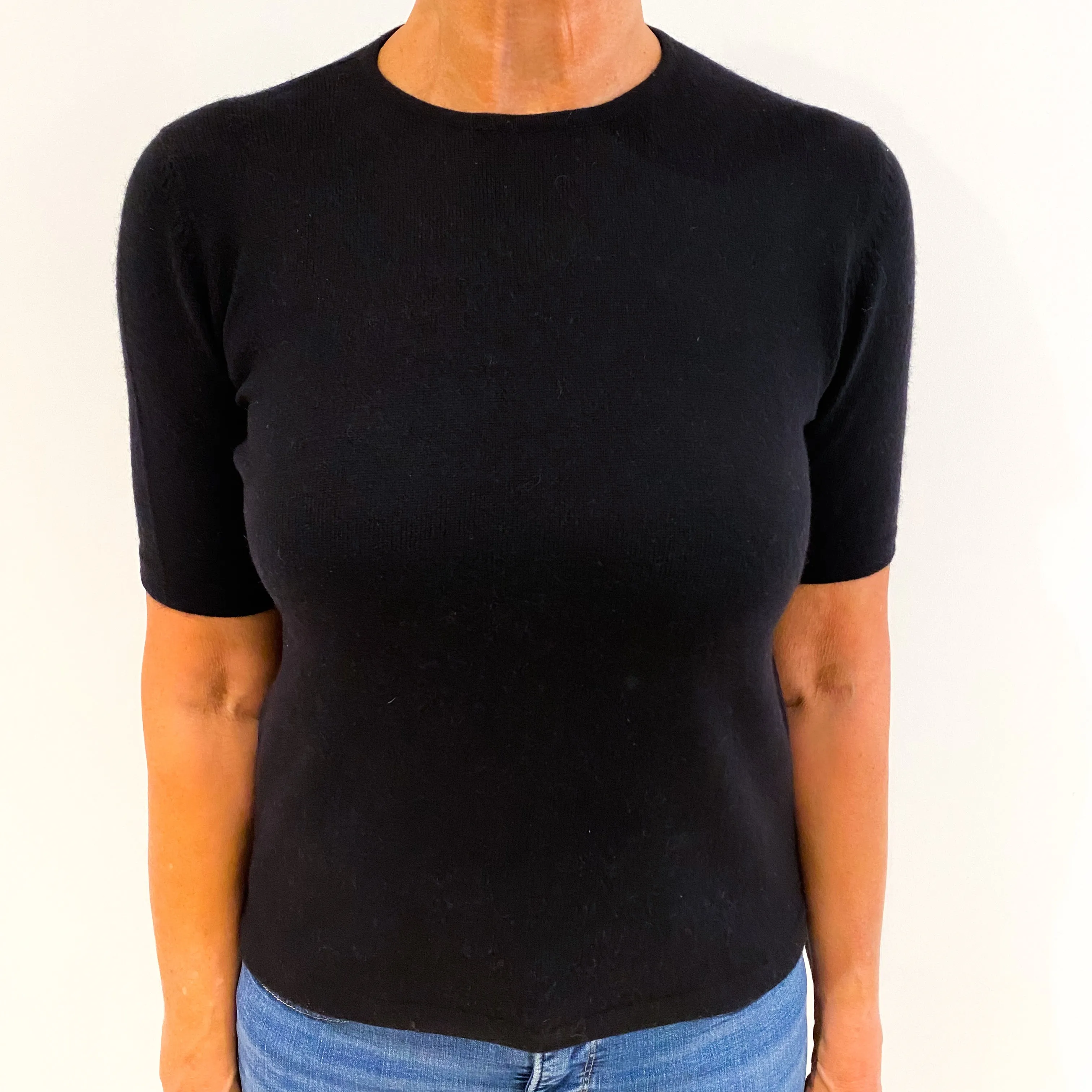 Black Short Sleeved Cashmere Crew Neck Jumper Medium