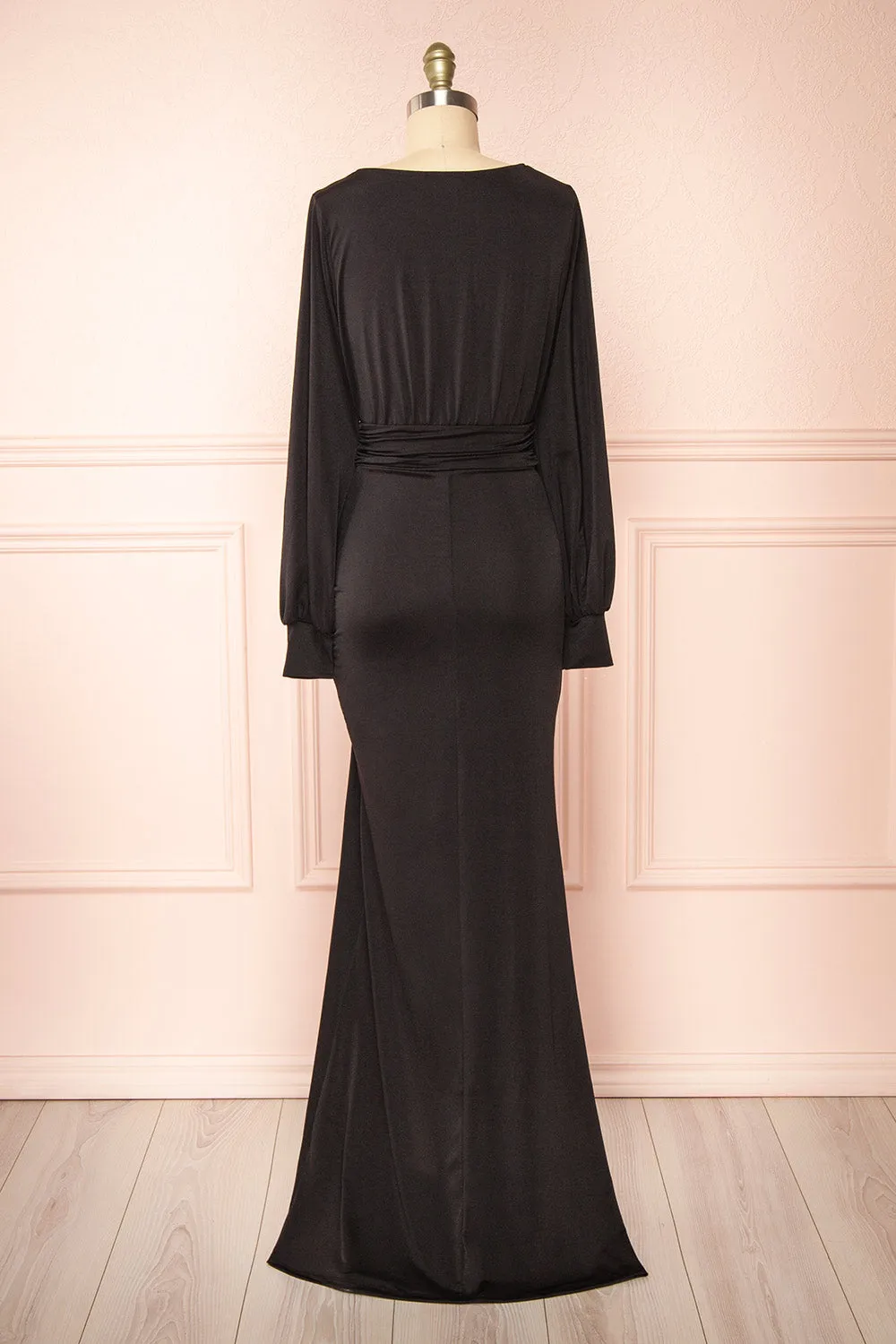 Cassidy Black | Plunging Neckline Mermaid Maxi Dress