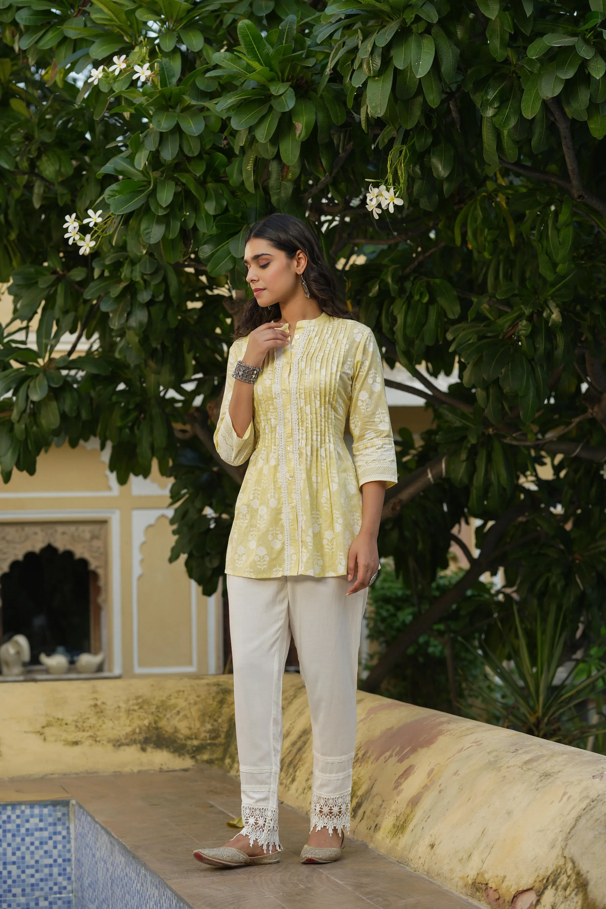 Jashvi Light Yellow Ethnic Motif Pure Cotton Tunic with Lace Work