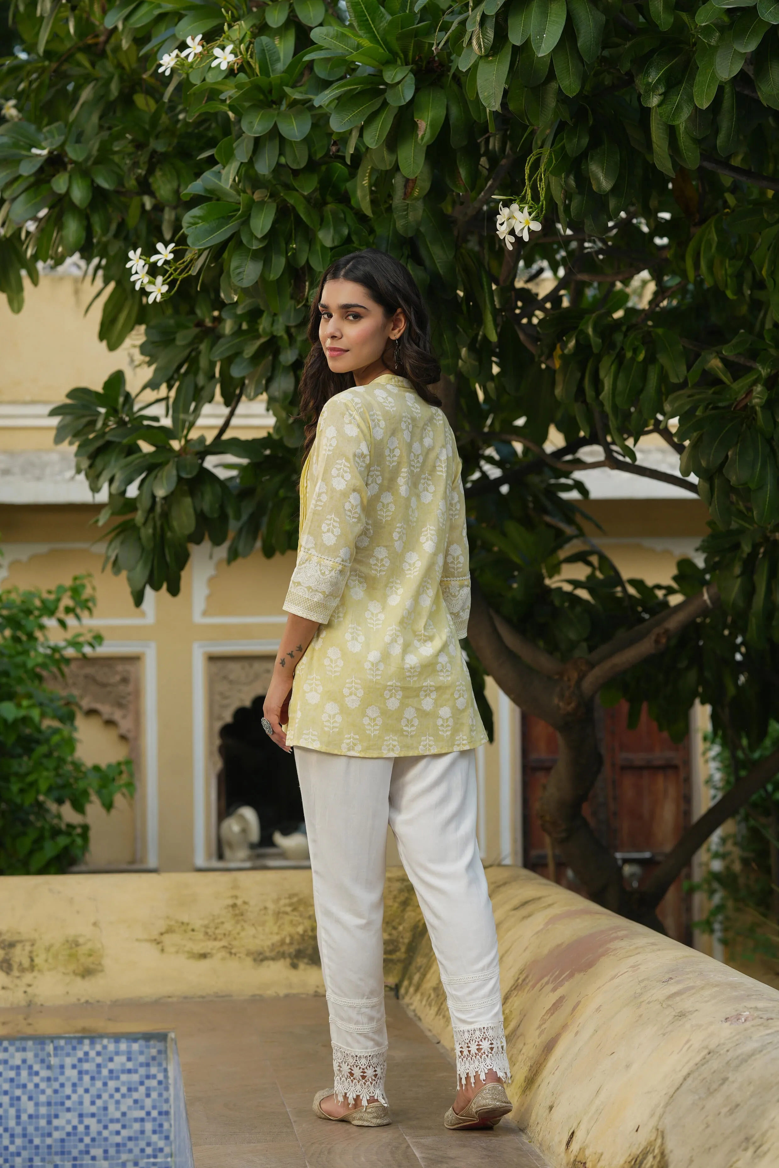 Jashvi Light Yellow Ethnic Motif Pure Cotton Tunic with Lace Work