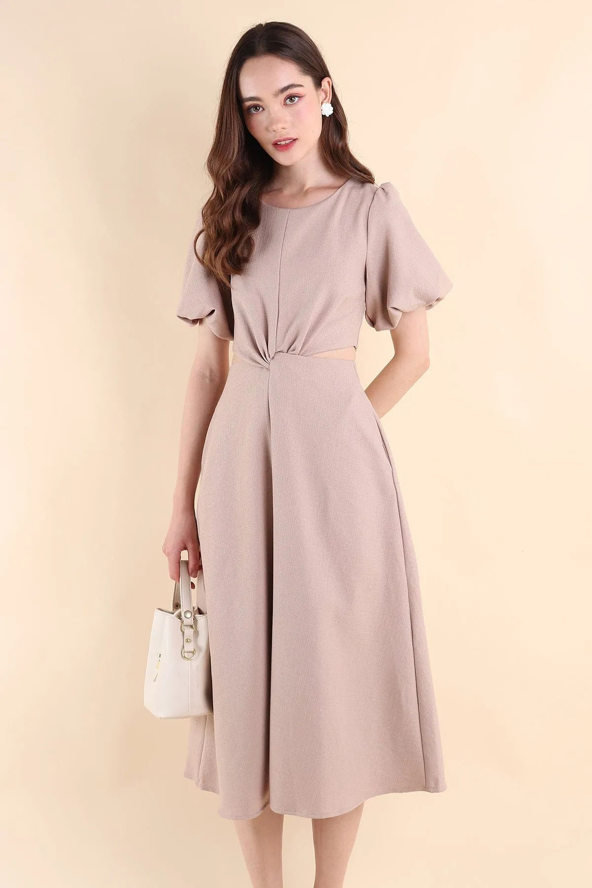 JEVONIA KNOT LINEN CUT-OUT DRESS IN WALNUT