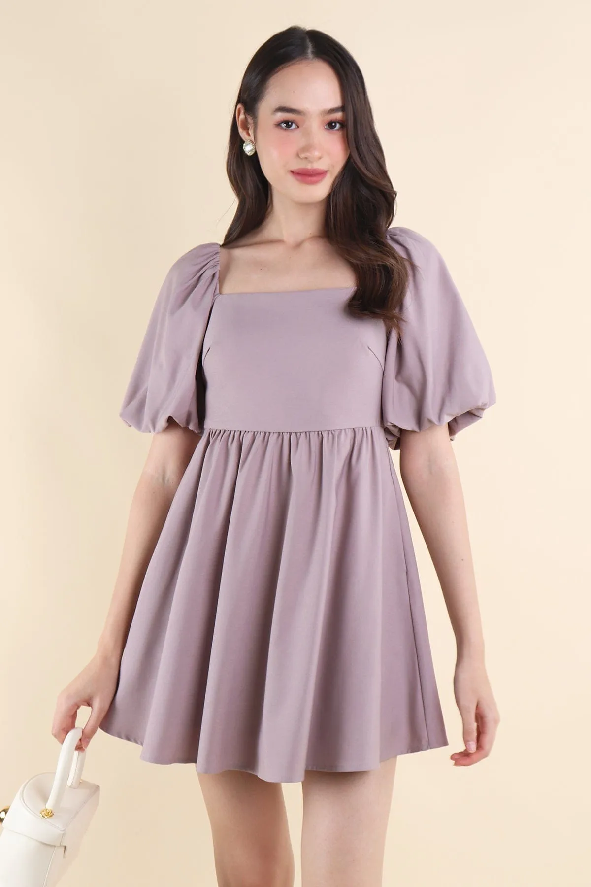 KRISA PADDED LOW-BACK DRESS IN DUSTY MAUVE