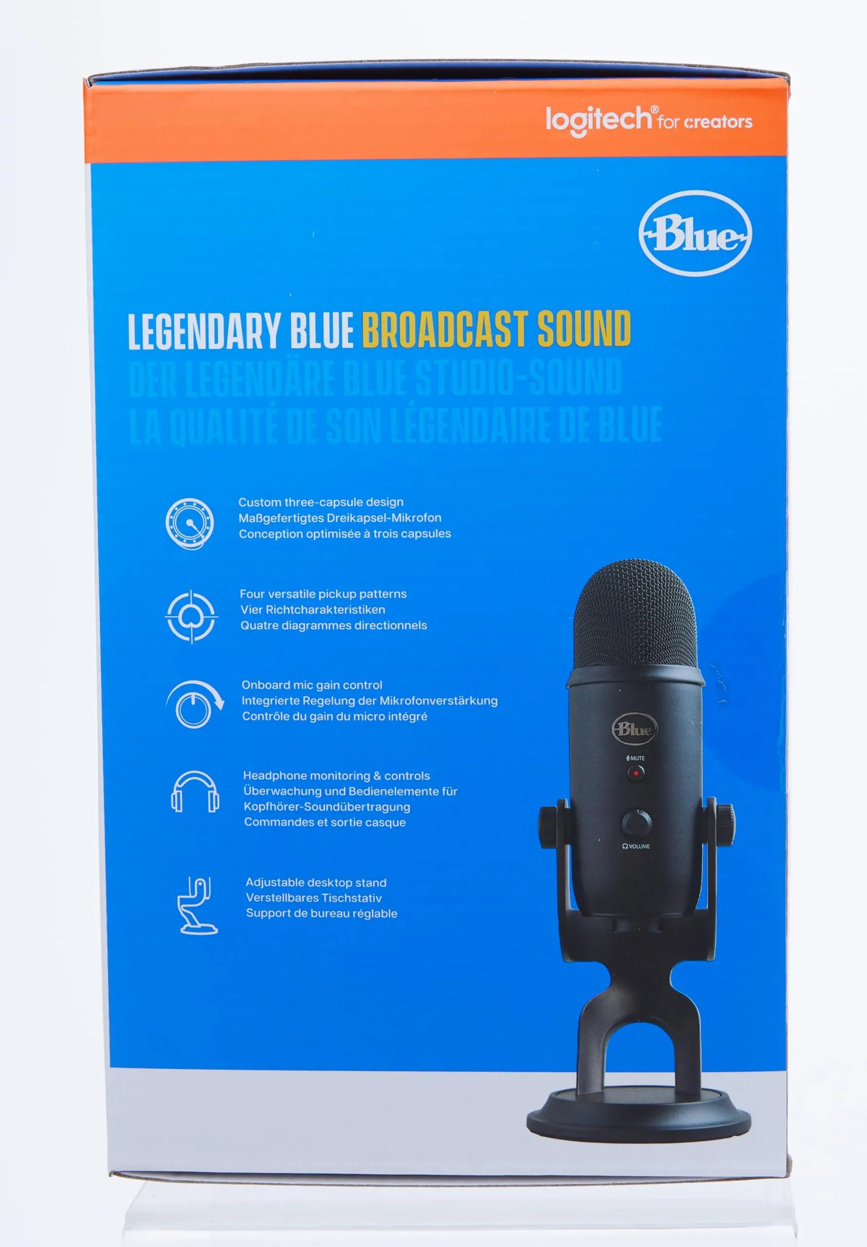 Logitech for Creators Blue Yeti USB Microphone for Gaming, Streaming, Podcasting.