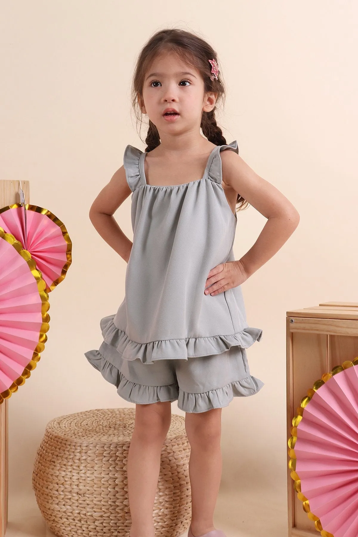 MADEBYNM NM KIDS SPRING BLESSING FLUTTER TWO-PIECE SET IN SAGE GREEN [12M/18/2Y/3Y/4Y/5Y/6Y]