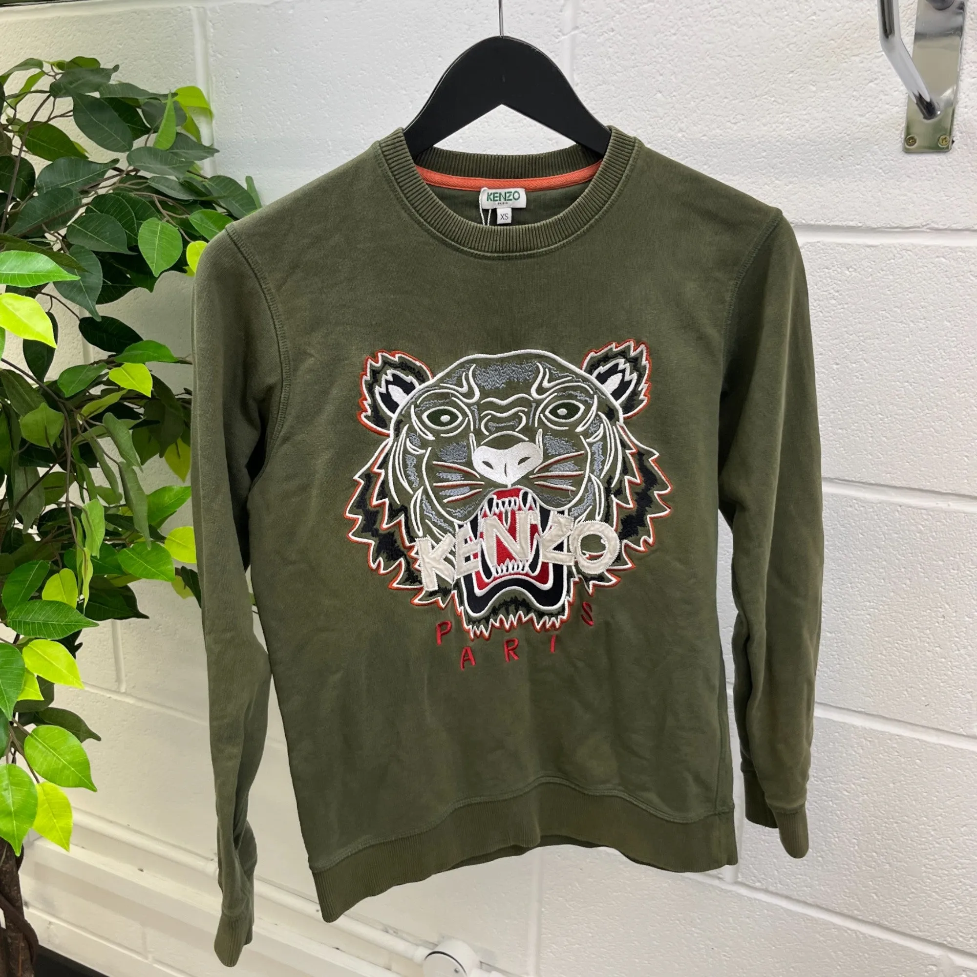 Men's Embroidered Tiger Jumper Khaki Size XS