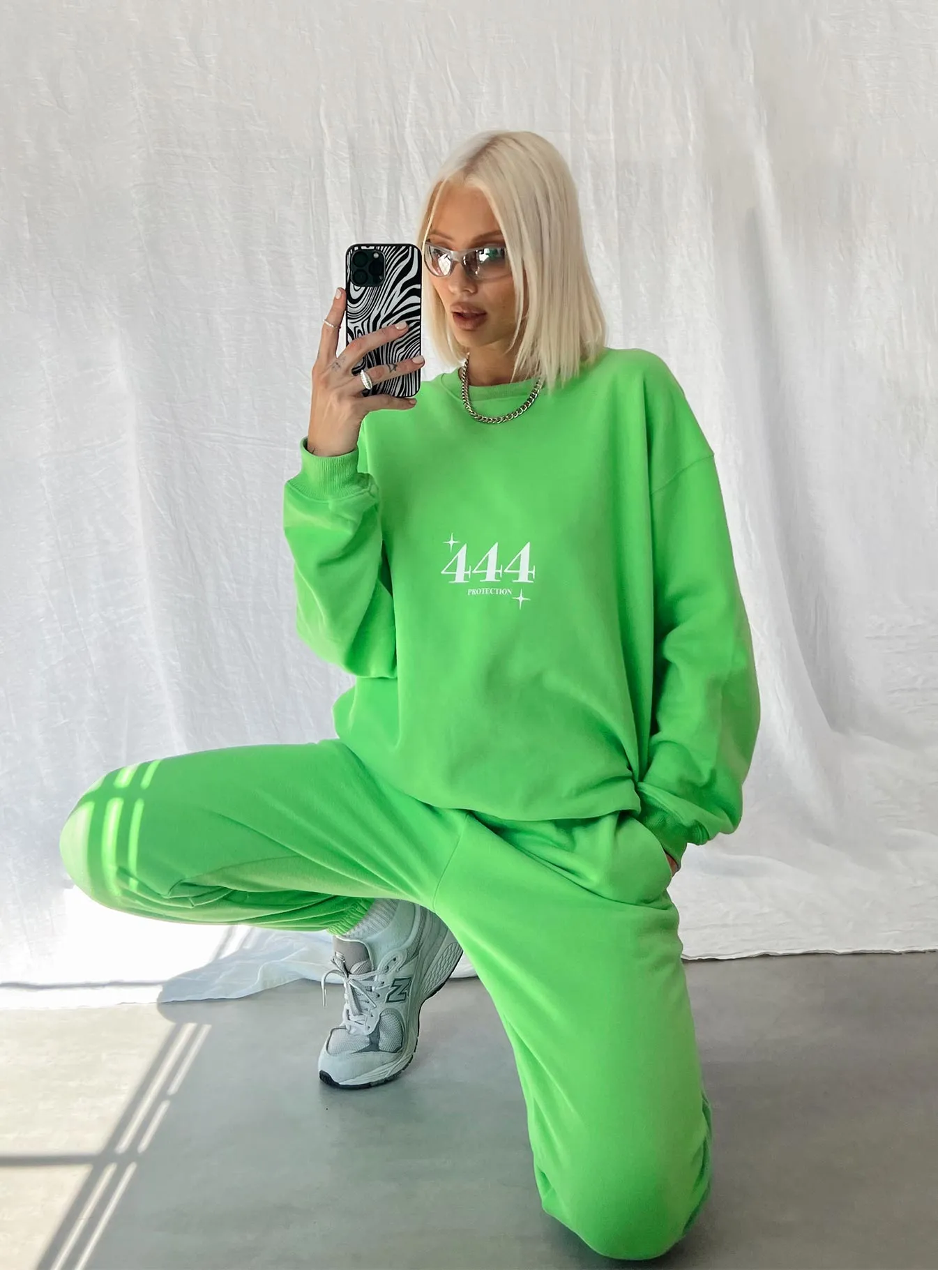 Only Four You Sweatshirt Green