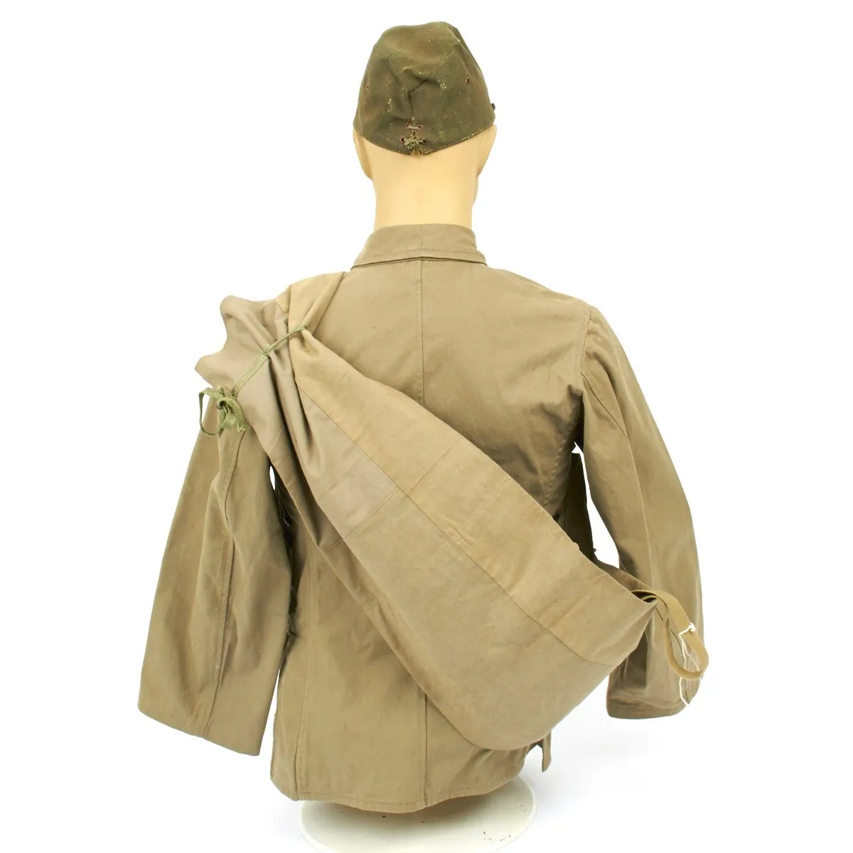 Original WWII Japanese Infantry Battle Uniform Set with Horseshoe Roll and Caps