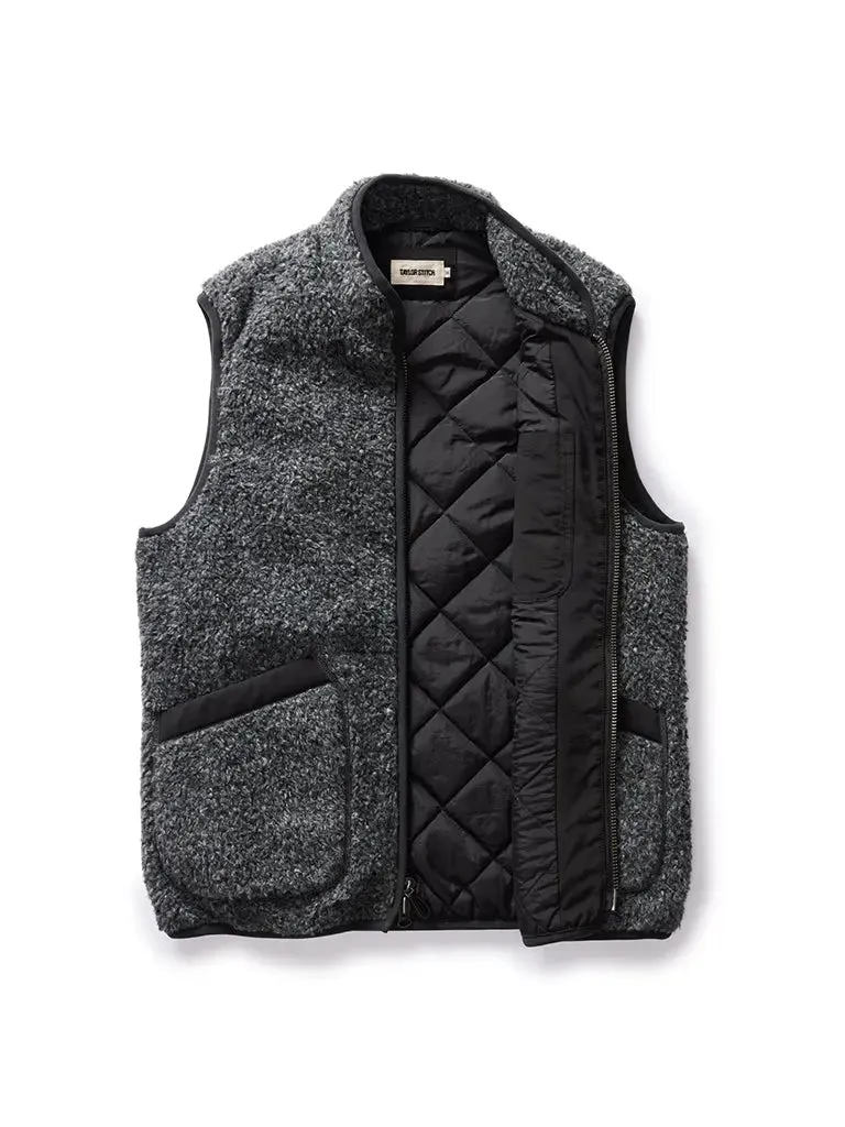 Port Vest- Coal Marl Boucle Fleece