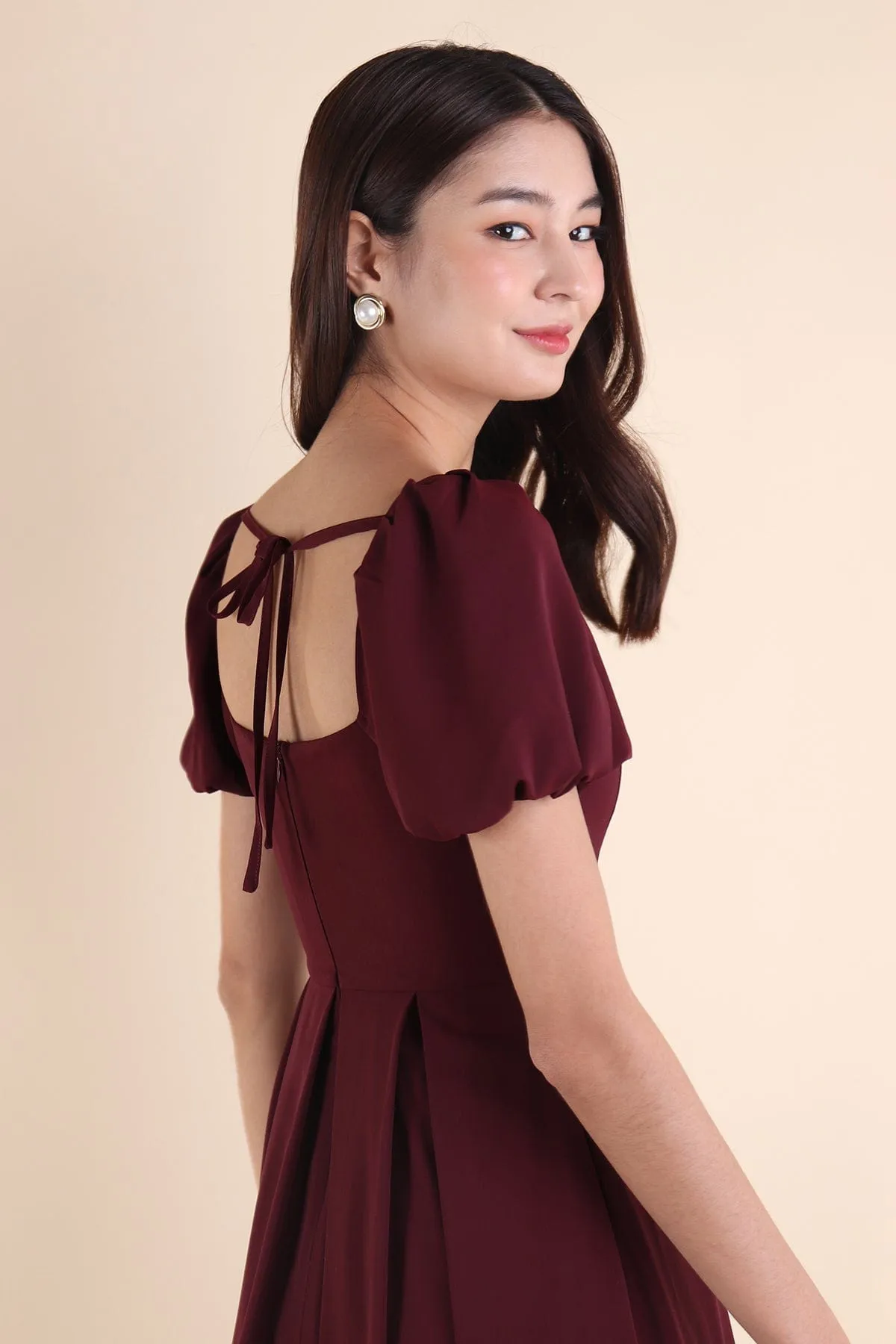 ROSELLE PUFF SLEEVE MAXI IN BURGUNDY