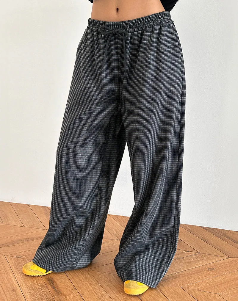 Sasari Oversize Trouser in Check Navy