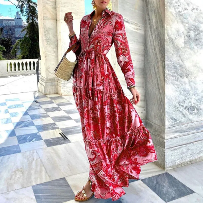 Tara - Maxi Dress with Paisley Pattern