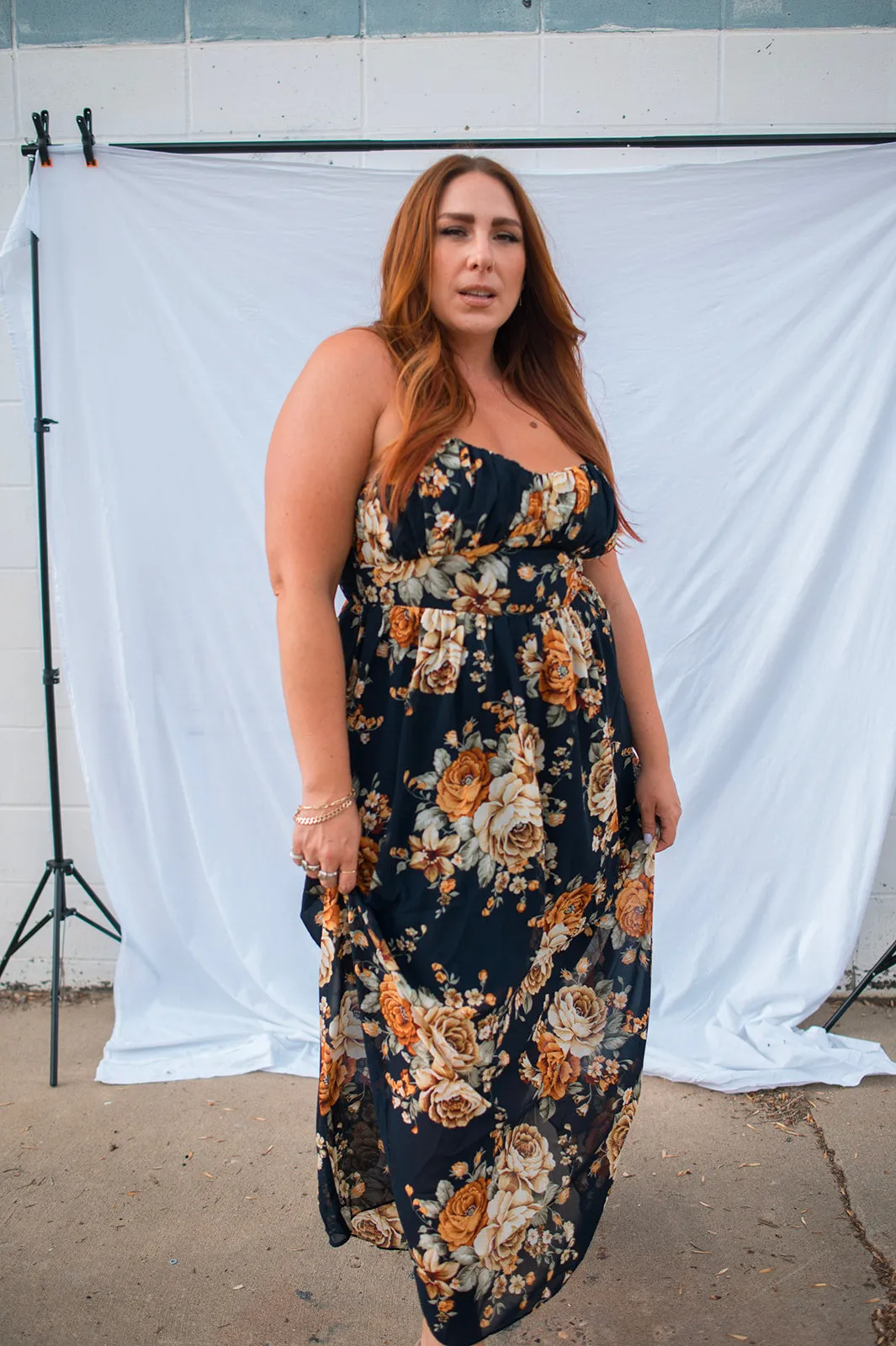 The Charlotte Maxi Dress - Navy Floral - PLUS