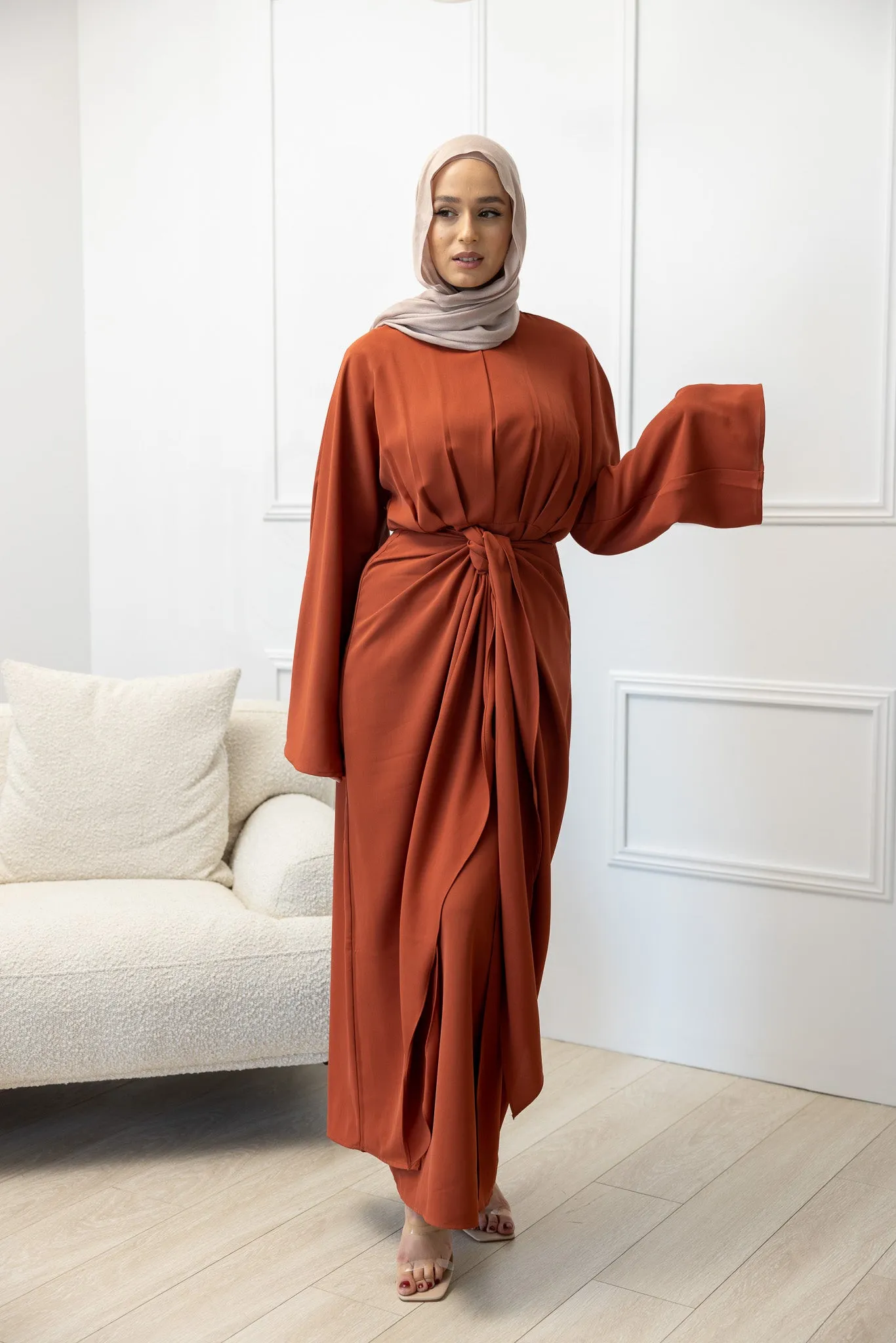 The Crescent Kiyomi Abaya