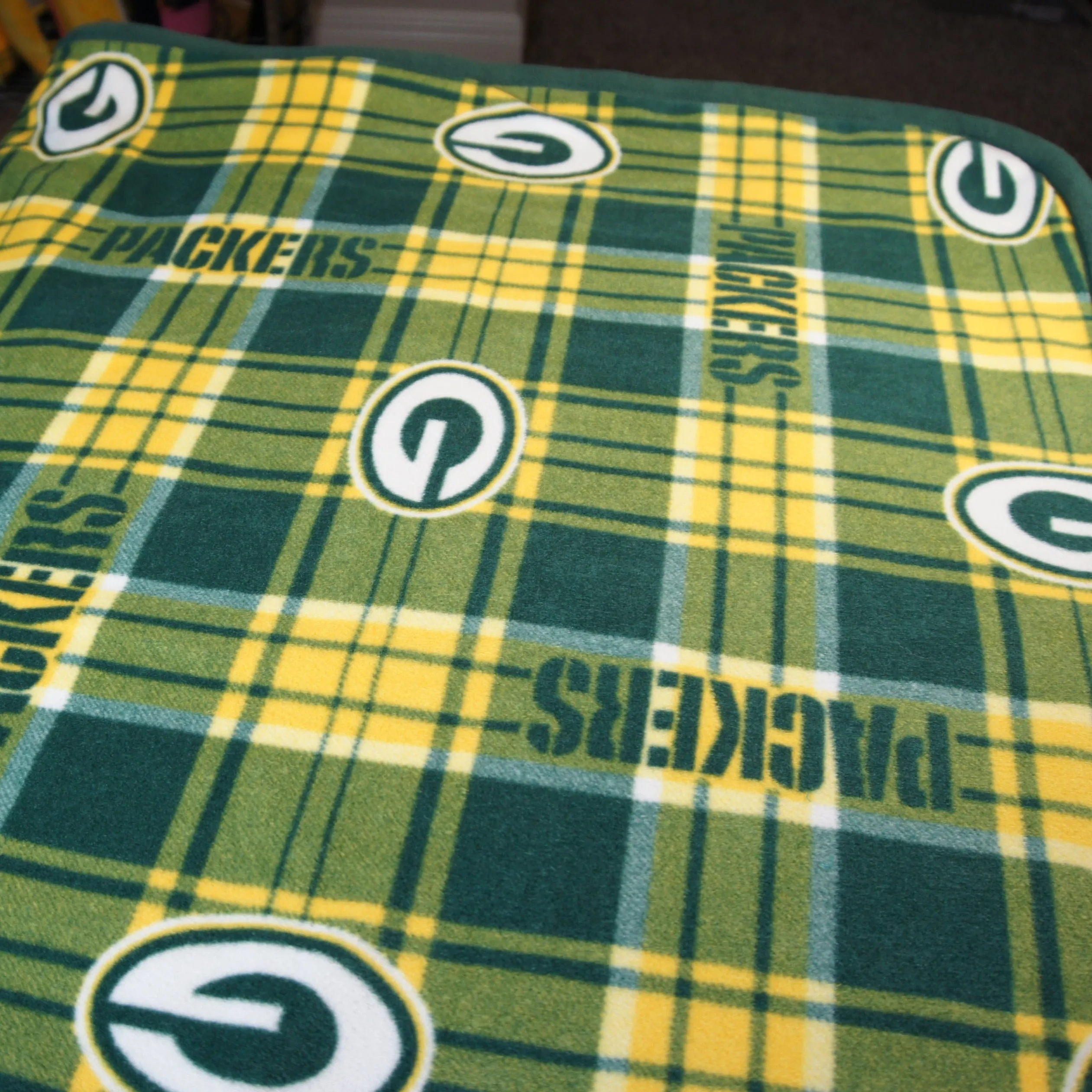 Throws - Bed Topper - Full/Queen - Brand Loyalty - NFL - Green Bay Packers