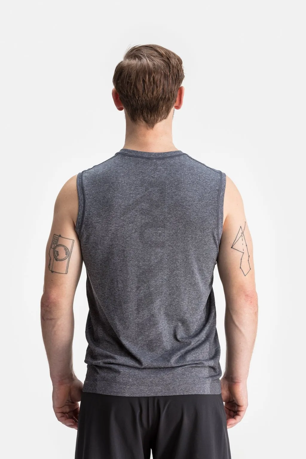 Vapor Sleeveless Tank